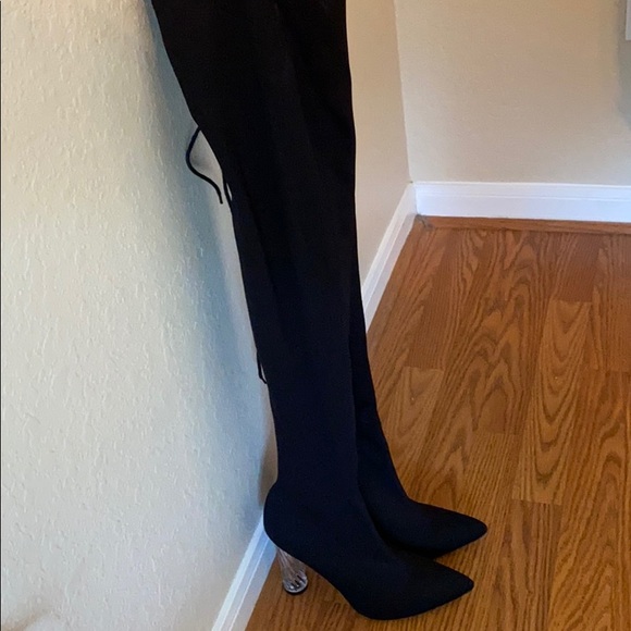 Black pointed sock fit over the knee boots - Picture 2 of 3